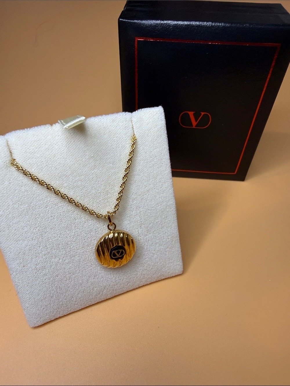 Mario Valentino Gold-Tone Round Pendant Necklace Gold Plated